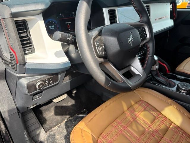 New 2026 Ford Bronco Heritage Edition AWD/4WD image 12