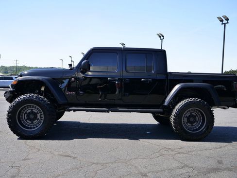 Used 2023 Jeep Gladiator Mojave w/ Cold Weather Group AWD/4WD image 57