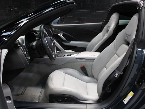 Used 2019 Chevrolet Corvette Grand Sport RWD image 40
