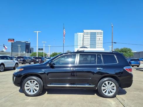 Used 2011 Toyota Highlander Limited AWD/4WD image 24