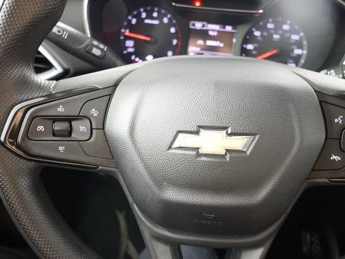 Used 2023 Chevrolet TrailBlazer LT FWD image 19