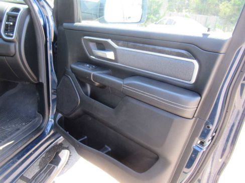 Used 2021 RAM 1500 Big Horn AWD/4WD image 15