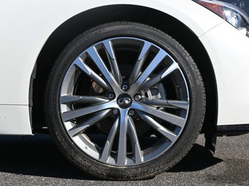 Used 2023 INFINITI Q50 Sensory image 13