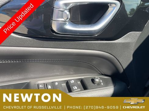 Used 2022 Jeep Compass Latitude AWD/4WD image 8