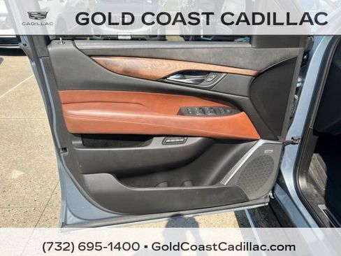 Used 2016 Cadillac Escalade ESV Premium AWD/4WD image 20