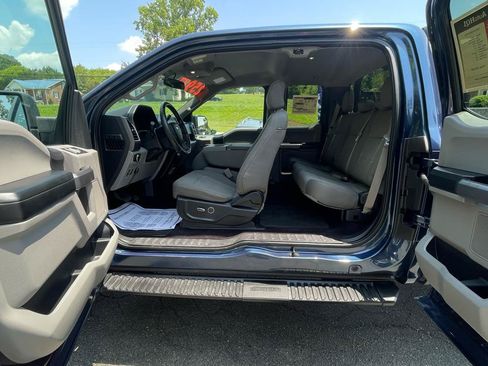 Used 2015 Ford F150 XLT w/ Equipment Group 301A Mid AWD/4WD image 20