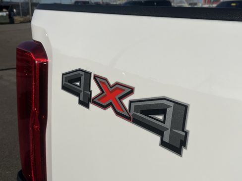 Certified 2024 Ford F250 XLT image 10