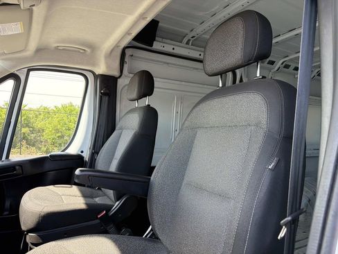 Used 2023 RAM ProMaster 2500 FWD image 17
