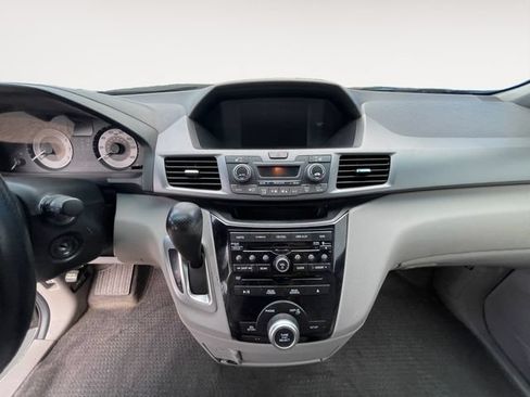 Used 2011 Honda Odyssey EX-L image 11