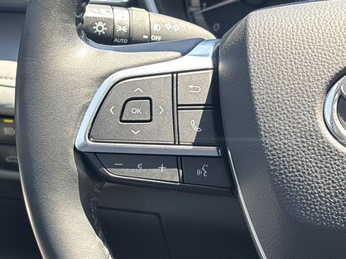 Used 2020 Toyota Highlander Limited AWD/4WD image 8