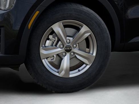 New 2026 Kia Sorento LX FWD image 10