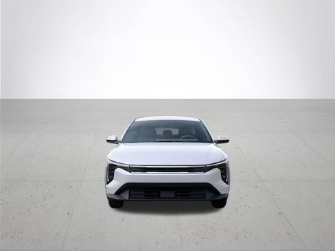 New 2026 Kia K4 LXS FWD image 2