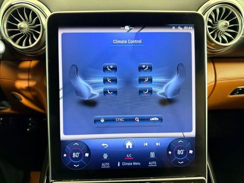 Used 2022 Mercedes-Benz SL 55 AMG 4MATIC image 18