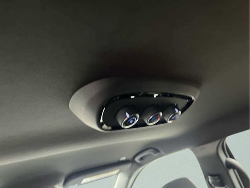 Used 2023 Dodge Durango SXT Launch Edition image 26