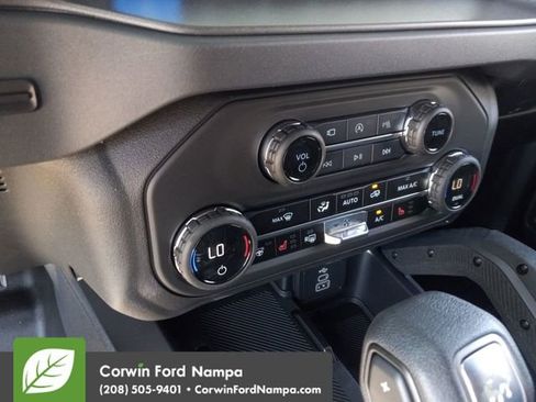 New 2026 Ford Bronco Badlands image 17