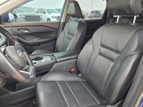 Used 2023 Nissan Rogue SL w/ SL Premium Package FWD image 11