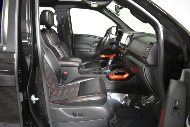 Certified 2025 Nissan Frontier PRO-4X w/ Pro Premium Package AWD/4WD image 36