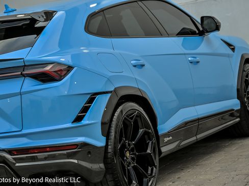Used 2024 Lamborghini Urus Performante image 8