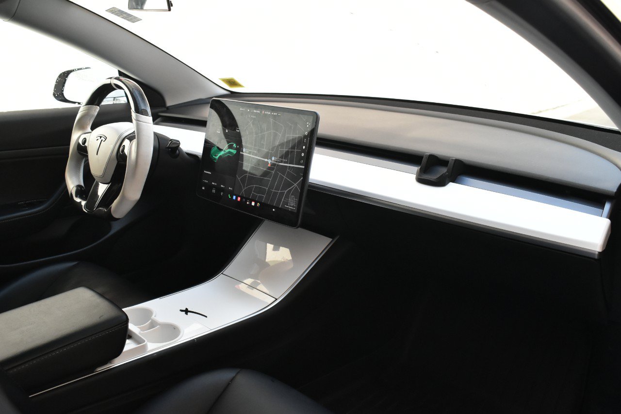 Used 2020 Tesla Model 3 Standard Range Plus RWD image 20