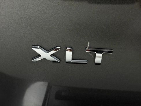 Used 2017 Ford Expedition EL XLT AWD/4WD image 9