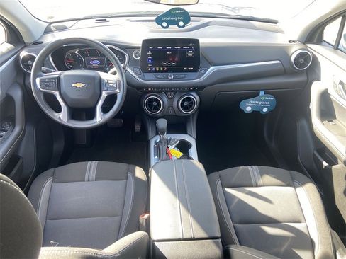 Used 2025 Chevrolet Blazer LT image 20
