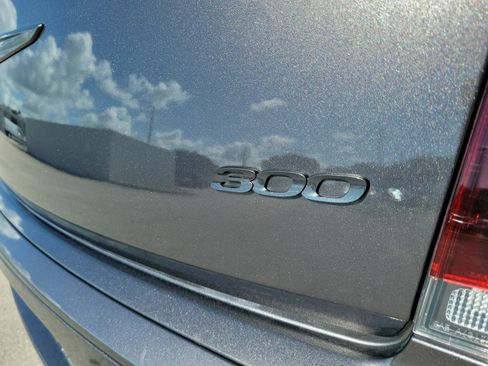 Used 2023 Chrysler 300 Touring L RWD image 30