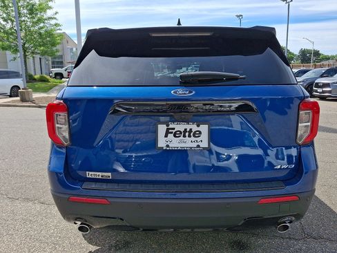 Certified 2023 Ford Explorer ST-Line AWD/4WD image 5