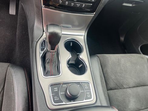 Used 2020 Jeep Grand Cherokee Trailhawk image 12