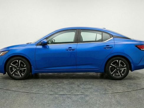 Used 2025 Nissan Sentra SV image 5