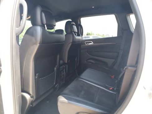 Used 2021 Jeep Grand Cherokee Laredo X AWD/4WD image 21