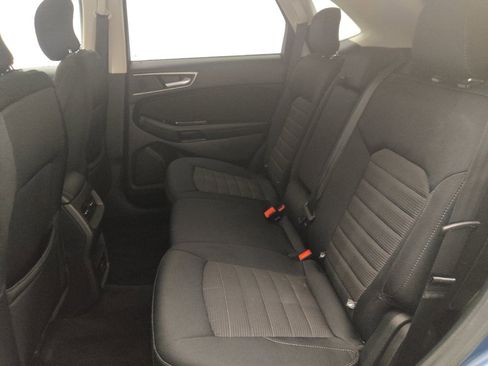 Used 2018 Ford Edge SEL image 18