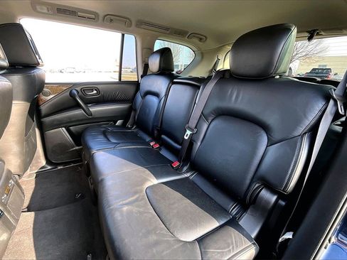 Certified 2017 INFINITI QX80 4WD w/ Driver Assistance Package image 32