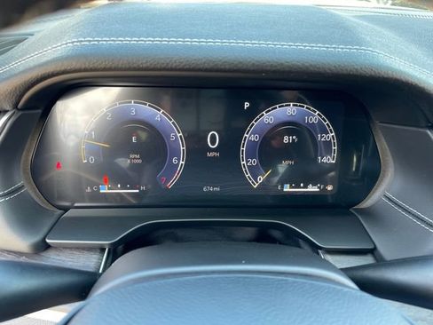 New 2025 Jeep Grand Cherokee L Limited w/ Luxury Tech Group II image 11