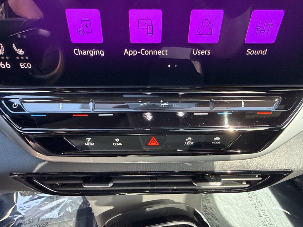 Certified 2023 Volkswagen ID.4 Pro S Plus AWD/4WD image 19