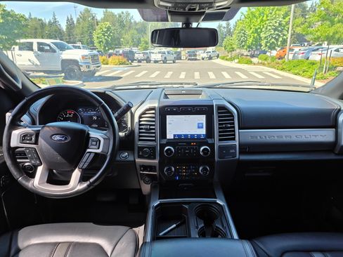Used 2020 Ford F350 Platinum AWD/4WD image 11