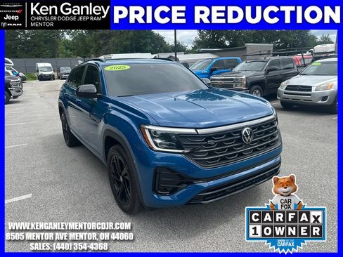 Used 2025 Volkswagen Atlas Cross Sport SEL R-Line AWD/4WD image 1