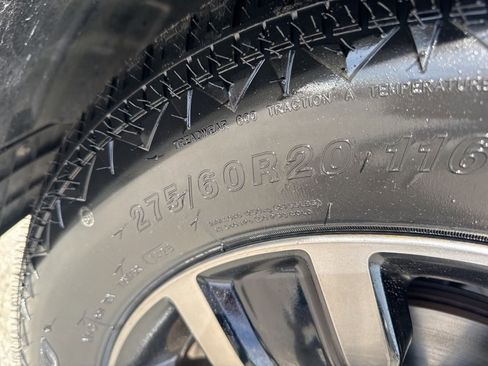 Used 2019 Nissan Armada Platinum w/ Captain's Chairs Package image 37