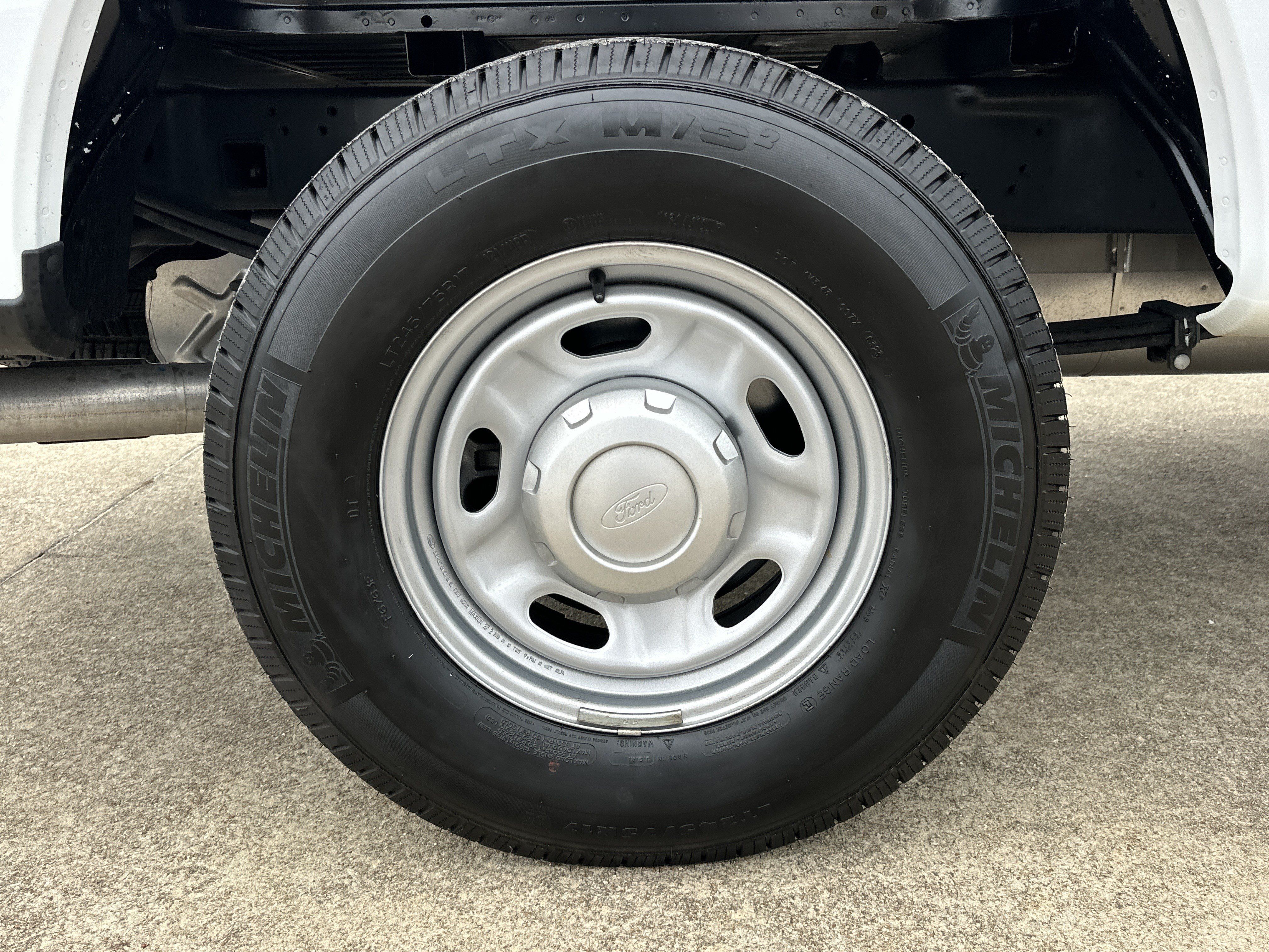 Used 2023 Ford F250 XL RWD image 17