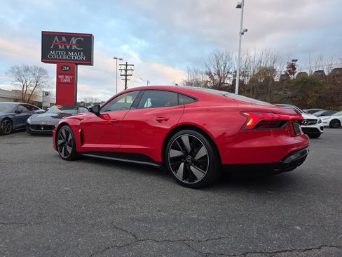 Used 2023 Audi e-tron GT Prestige w/ Prestige Package image 9