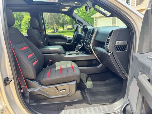 Used 2017 Ford F150 XLT w/ Equipment Group 302A Luxury AWD/4WD image 20