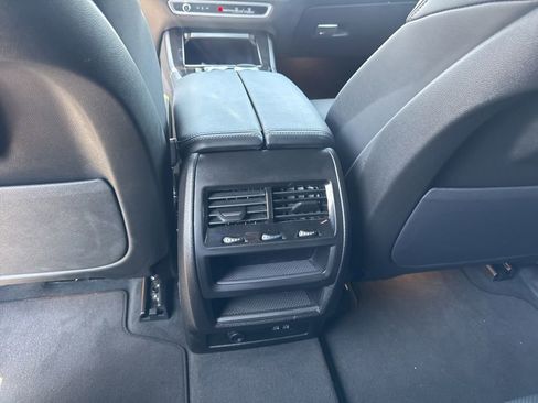 Used 2026 BMW X5 xDrive40i w/ M Sport Package AWD/4WD image 21