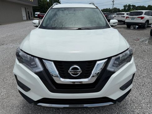Used 2017 Nissan Rogue S w/ S Appearance Package AWD/4WD image 2
