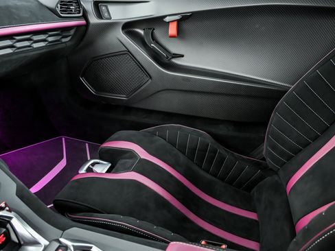 Used 2022 Lamborghini Huracan STO image 43