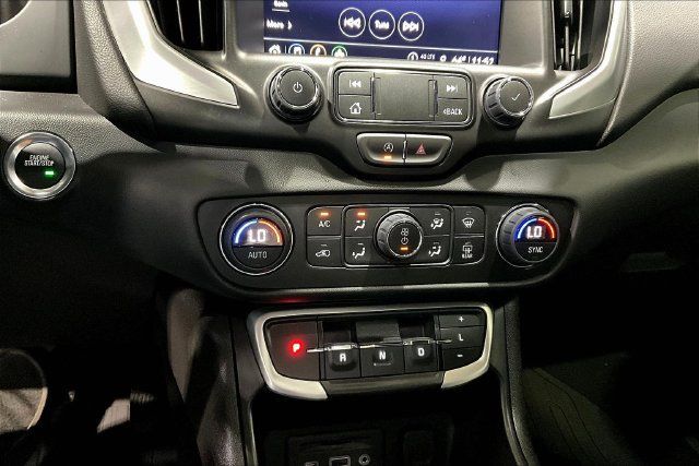 Used 2023 GMC Terrain SLT w/ Elevation Edition FWD image 14