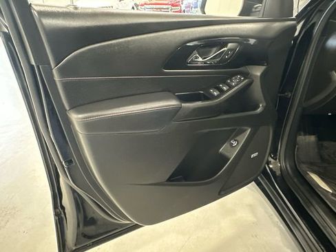 Used 2023 Chevrolet Traverse RS w/ LPO, Floor Liner Package image 33