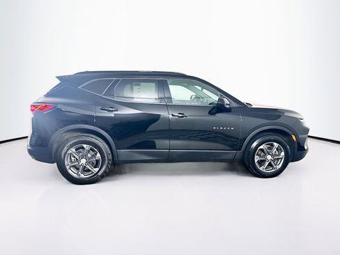 Used 2024 Chevrolet Blazer LT w/ Convenience Package image 10