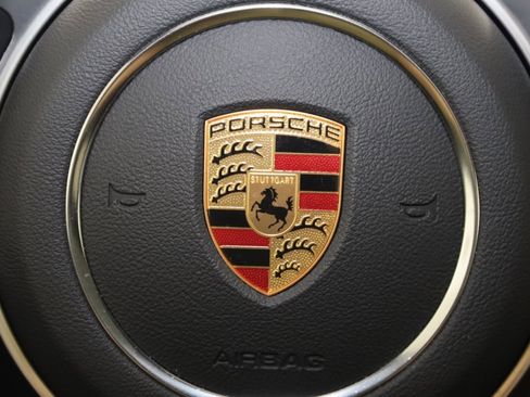 Used 2023 Porsche Cayenne Coupe image 73