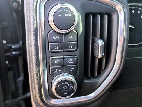 Used 2021 GMC Sierra 1500 AT4 w/ AT4 Preferred Package image 19