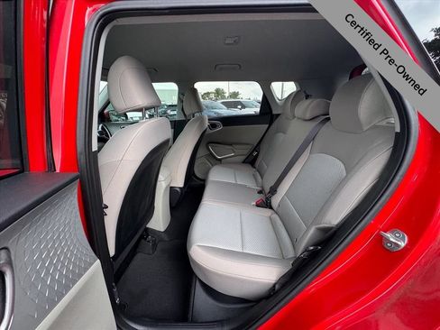 Certified 2023 Kia Soul LX w/ LX Technology Package FWD image 11