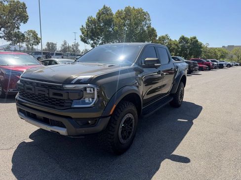 Used 2025 Ford Ranger Raptor AWD/4WD image 1